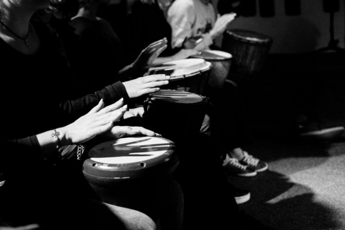 Индивидуальный урок игры на перкуссии (джембе) в Одессе